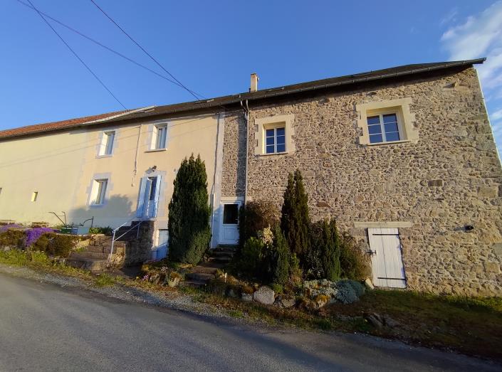 Image No.6-Propriété de pays de 7 chambres à vendre à Fursac