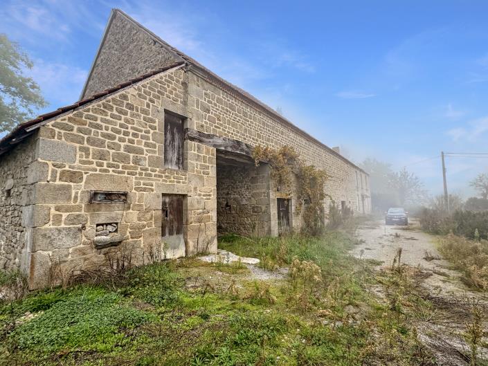 Image No.9-Maison de campagne de 4 chambres à vendre à Saint-Chabrais
