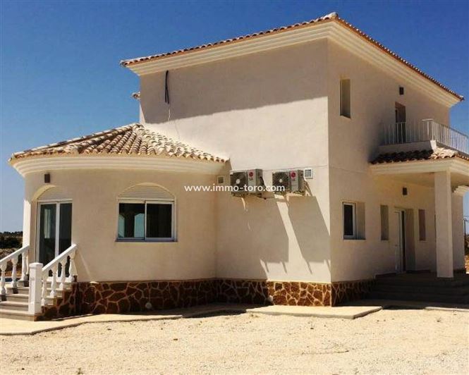 Image No.2-4 Bed Villa for sale