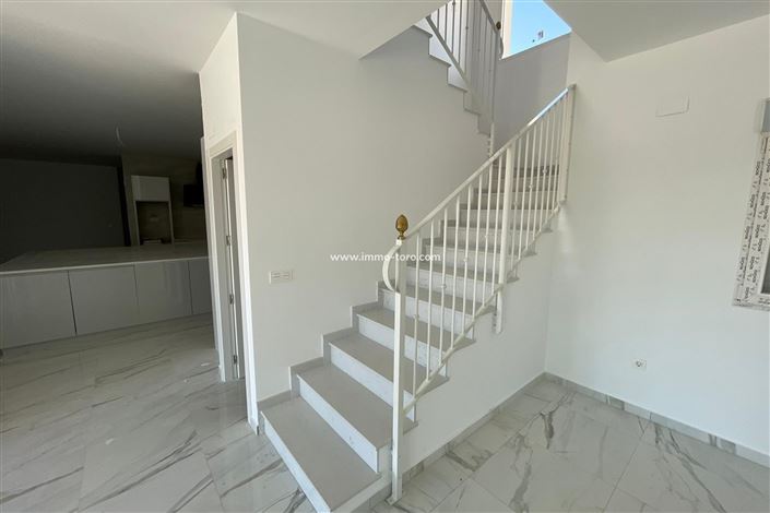 Image No.5-Villa de 6 chambres à vendre à Pinoso