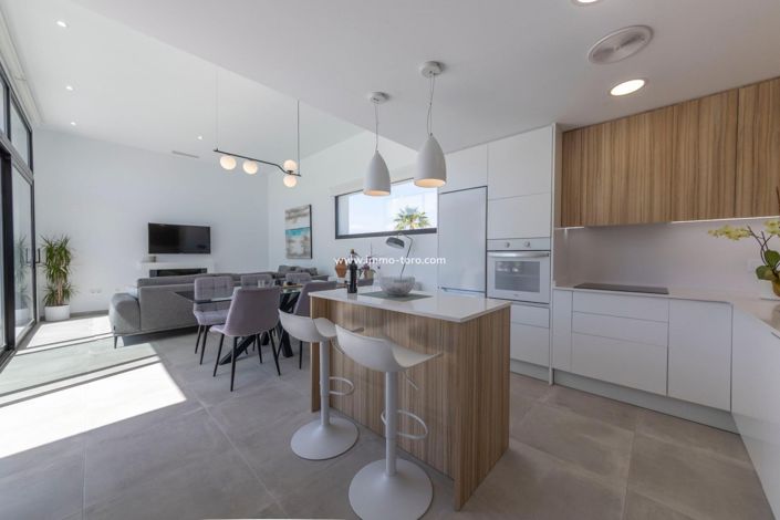 Image No.10-3 Bed Villa for sale