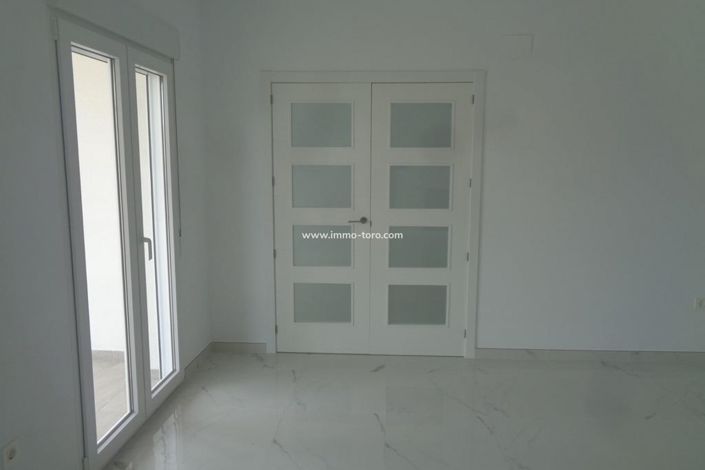 Image No.22-Villa de 4 chambres à vendre à Pinoso