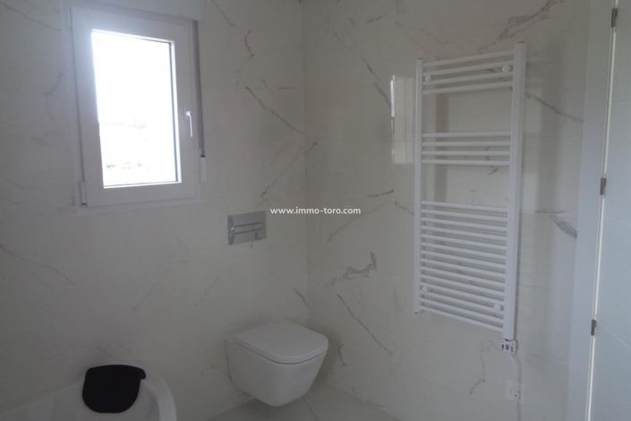 Image No.34-Villa de 4 chambres à vendre à Pinoso