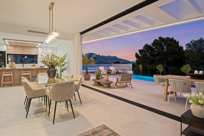 Image No.34-4 Bed Villa for sale