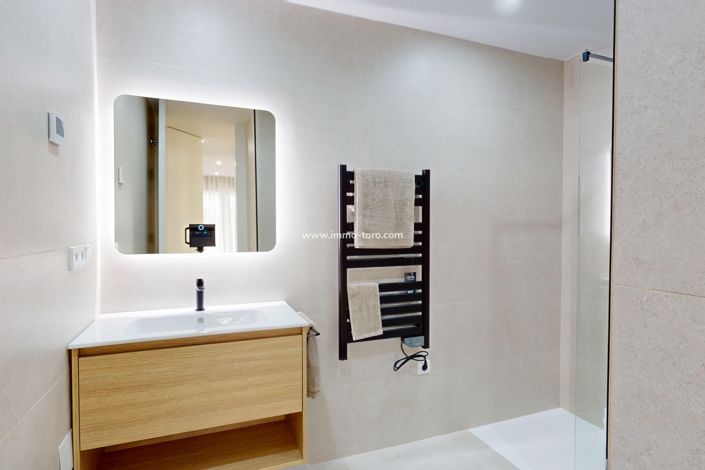 Image No.25-2 Bed Penthouse for sale