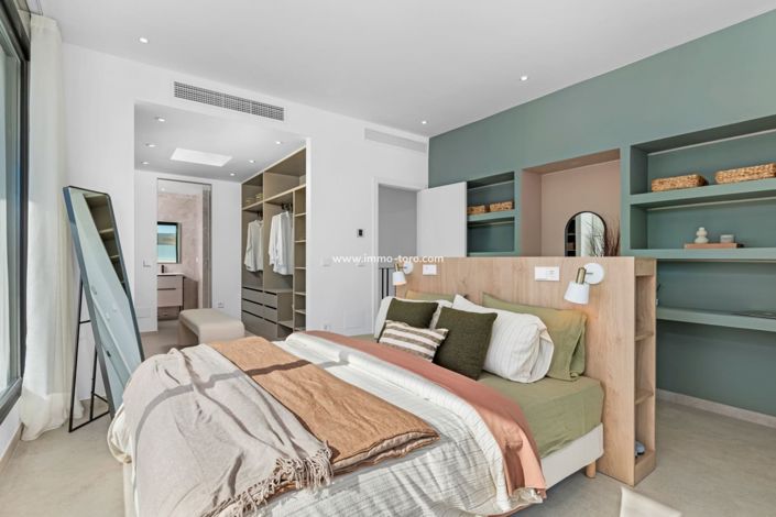 Image No.44-3 Bed Villa for sale