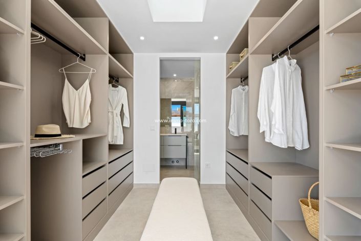 Image No.46-3 Bed Villa for sale