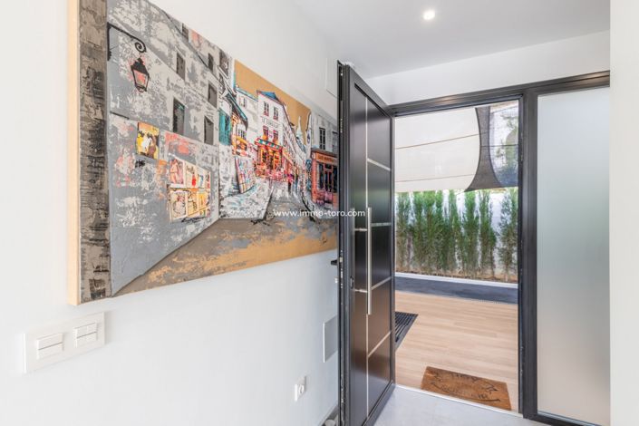 Image No.12-5 Bed Villa for sale