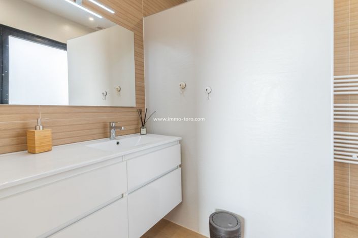 Image No.23-5 Bed Villa for sale