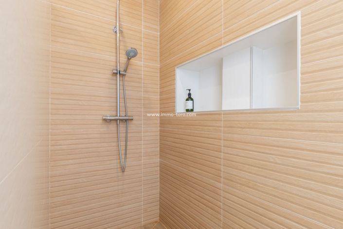 Image No.24-5 Bed Villa for sale