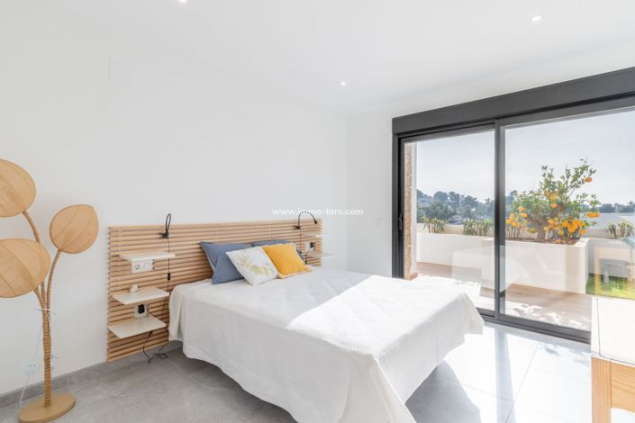 Image No.26-5 Bed Villa for sale