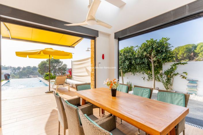 Image No.4-5 Bed Villa for sale