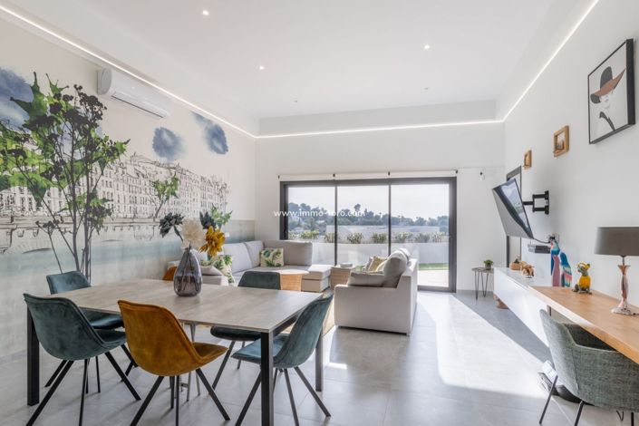 Image No.8-5 Bed Villa for sale