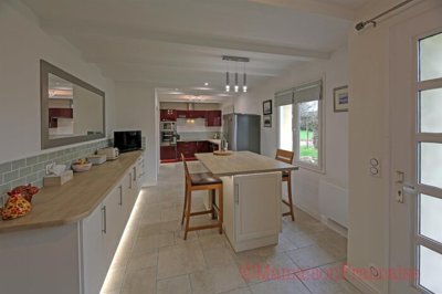 8rzwot8ice2djnbgd4bpa-700x467