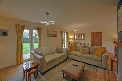 ryas6kvmpk64-kh5slhgg-700x467