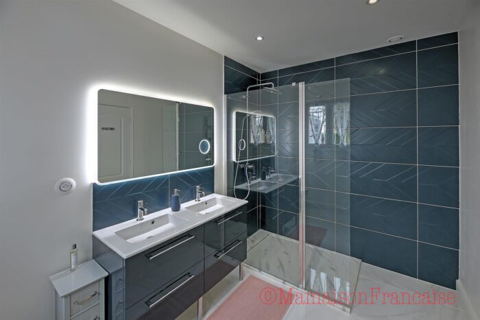 Image No.18-4 Bed Bungalow for sale