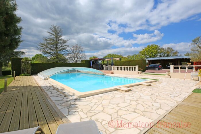 Image No.32-4 Bed Bungalow for sale