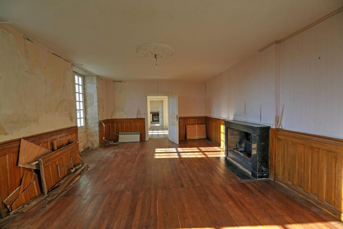 Image No.11-Maison de 5 chambres à vendre à Chef-Boutonne