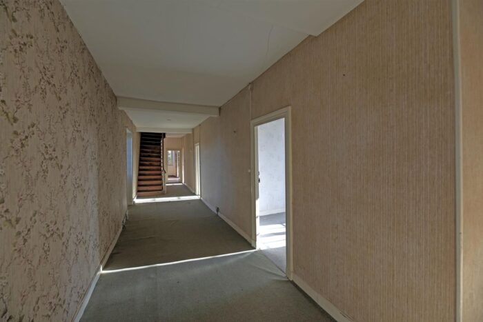 Image No.22-Maison de 5 chambres à vendre à Chef-Boutonne