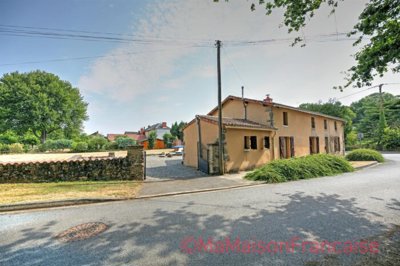 tvmljlrle-akoxwtbsqmq-700x467