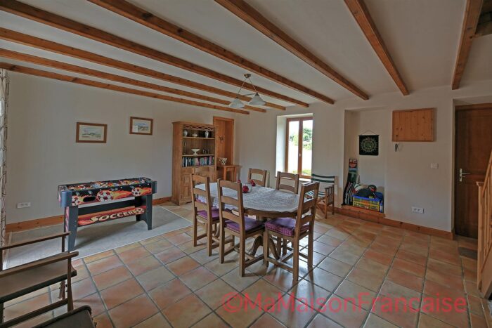 Image No.8-3 Bed House for sale