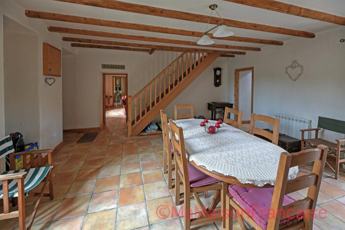 Image No.9-3 Bed House for sale