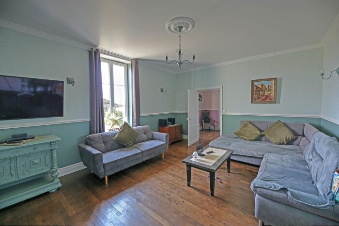 Image No.8-Maison de 5 chambres à vendre à Saint-Coutant