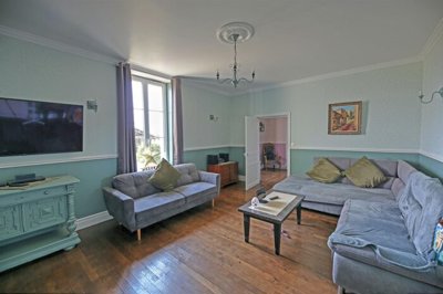 ev4vfispmuyuke4irwfipg-700x467