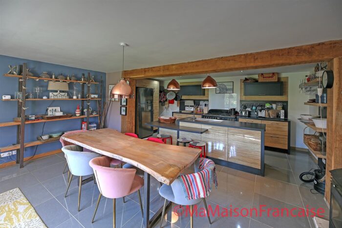 Image No.6-Maison de 6 chambres à vendre à Deux-Sevres