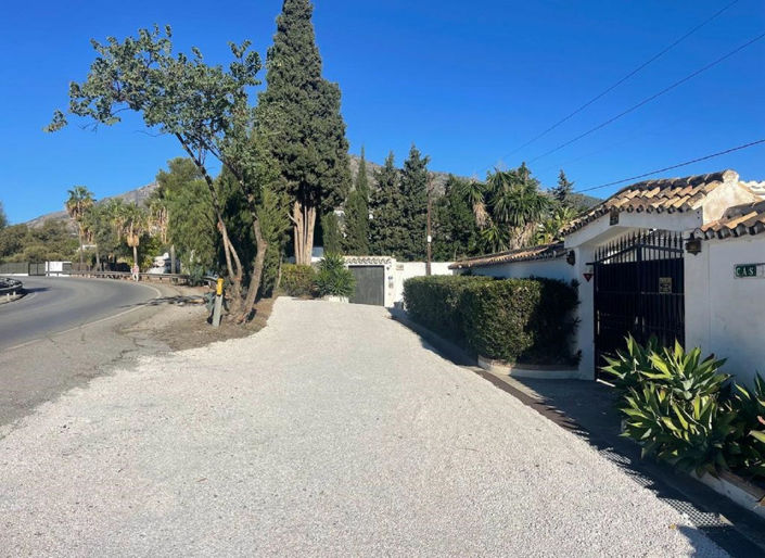 Image No.29-3 Bed Property for sale