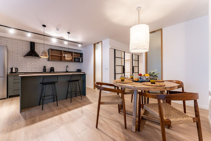 Image No.5-2 Bed Property for sale