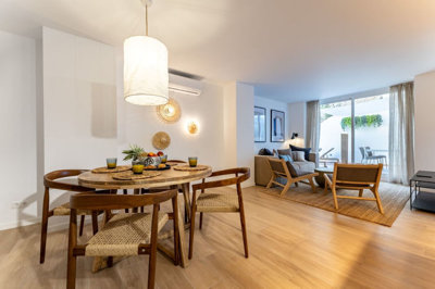 8-e64a9055bba3e77ac8aca3b893cdf826