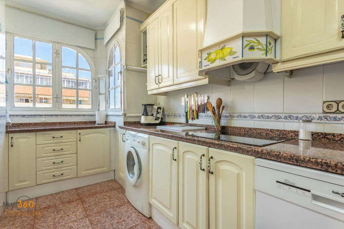 Image No.25-Propriété de 5 chambres à vendre à Fuengirola