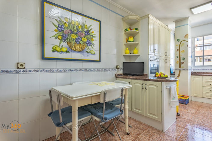 Image No.5-Propriété de 5 chambres à vendre à Fuengirola