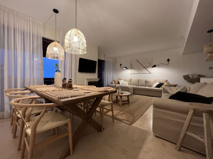 Image No.13-3 Bed Property for sale