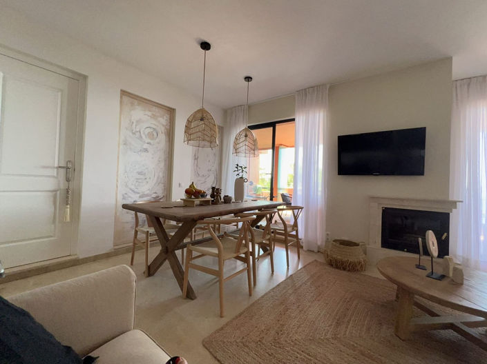 Image No.8-3 Bed Property for sale