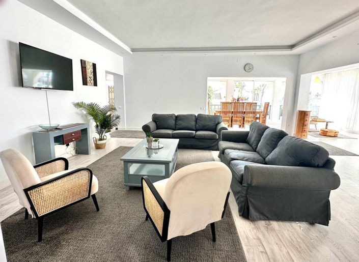 Image No.21-4 Bed Property for sale