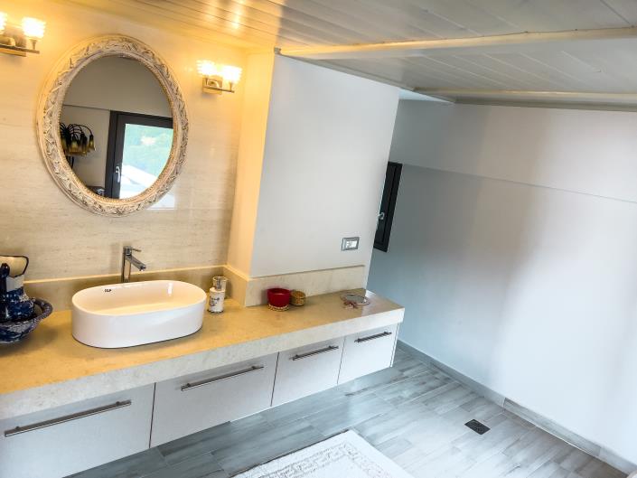 Image No.18-3 Bed Villa for sale