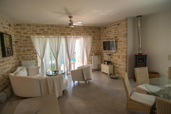 Image No.10-3 Bed Villa for sale