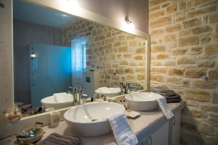 Image No.18-3 Bed Villa for sale