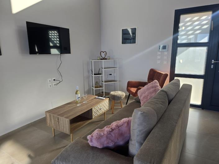 Image No.6-2 Bed Villa for sale