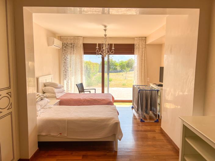 Image No.32-2 Bed Villa for sale