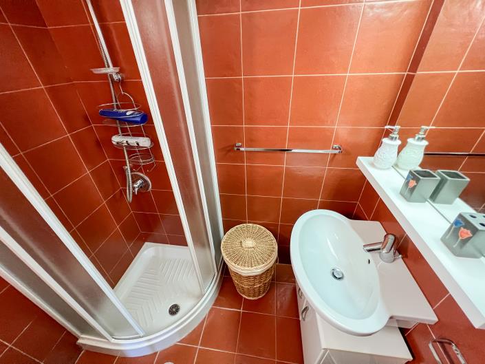 Image No.12-4 Bed Villa for sale