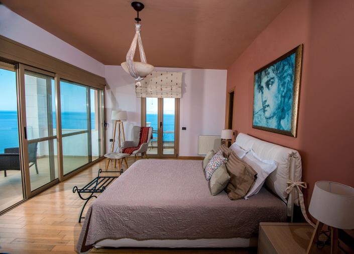 Image No.15-4 Bed Villa for sale