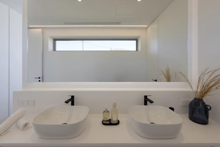 Image No.20-Villa de 5 chambres à vendre à Almyrida