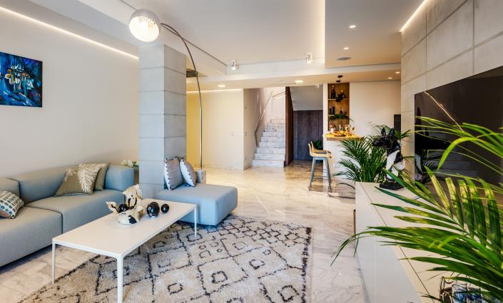 Image No.6-6 Bed Villa for sale