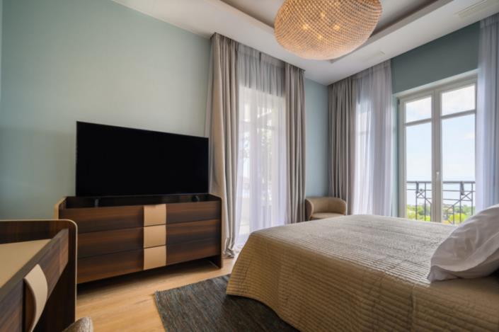 Image No.9-6 Bed Villa for sale