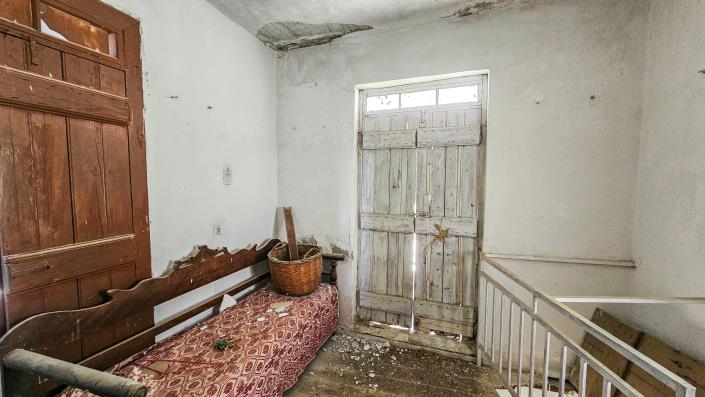 Image No.13-2 Bed House for sale