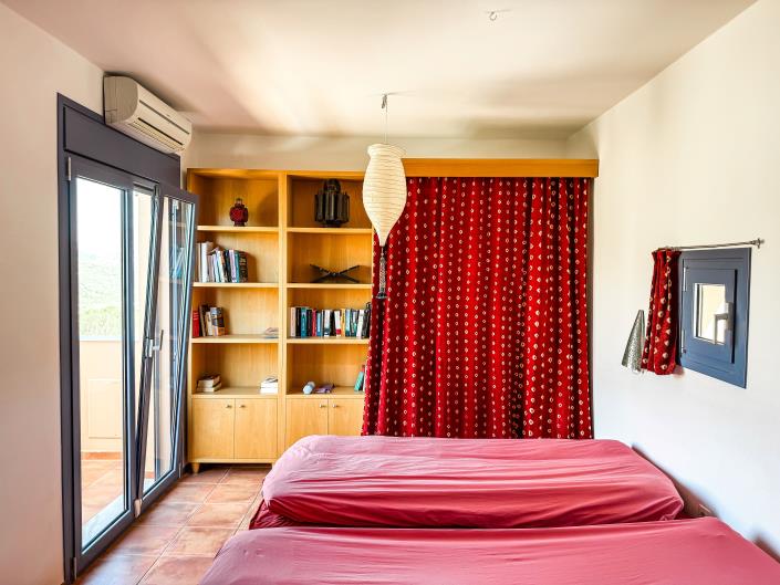 Image No.12-Maison / Villa de 4 chambres à vendre à Exo Lakkonia