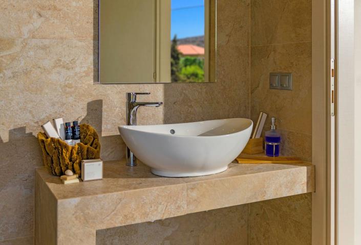 Image No.13-2 Bed Villa for sale